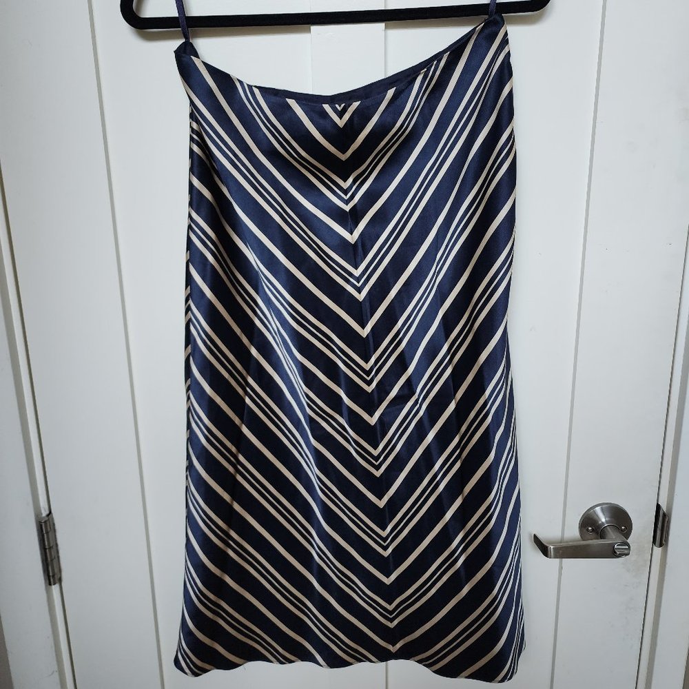 Banana Republic silk skirt
